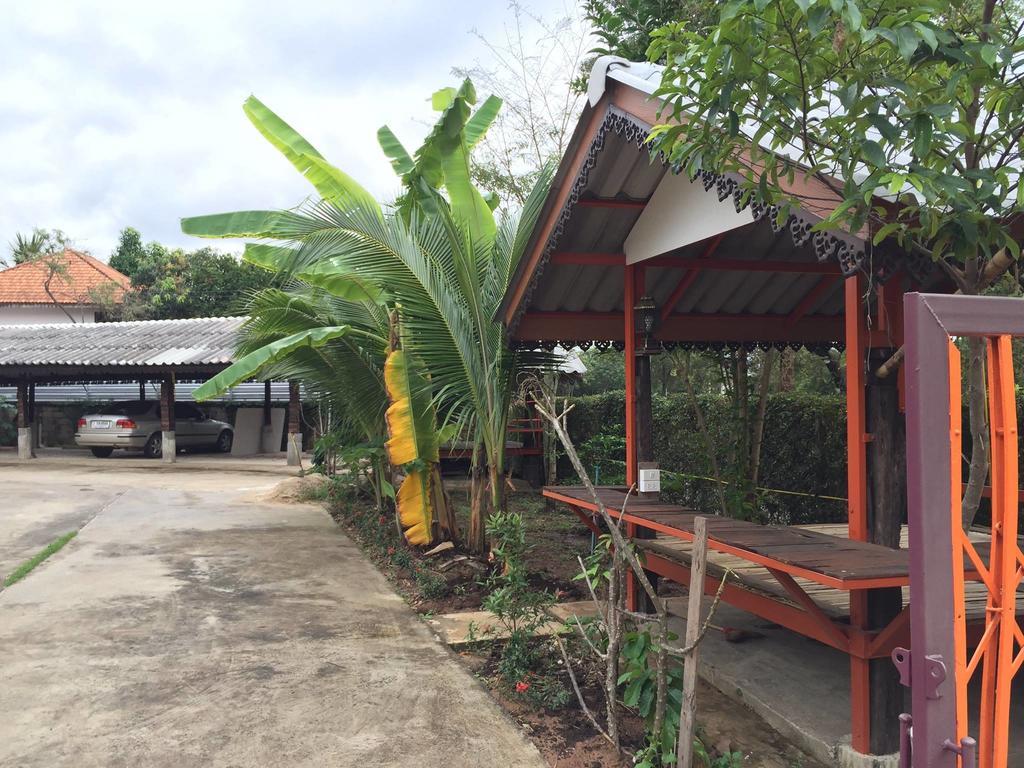 Hora Home Lampang Exterior photo